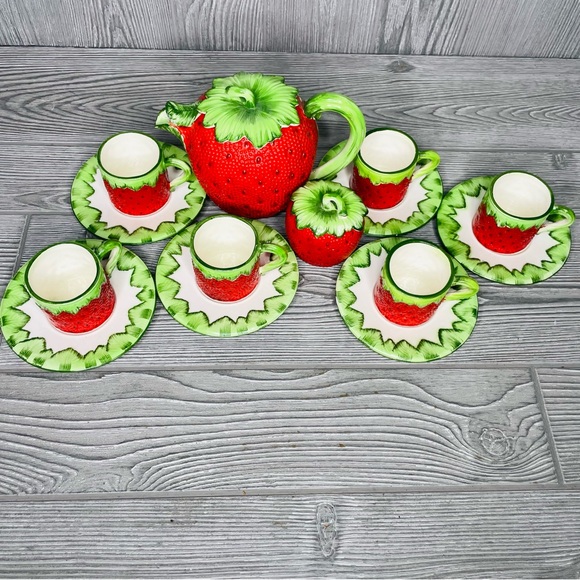 Gift Ideas Creation Strawberry Espresso coffee Tea Set 14 cups saucers pot sugar - Picture 4 of 16